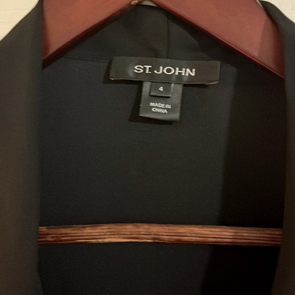 ST. John Pusy-Bow Blouse, Size  4 - Picture 1 of 13